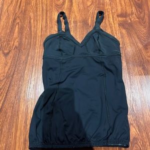 Black lululemon tank